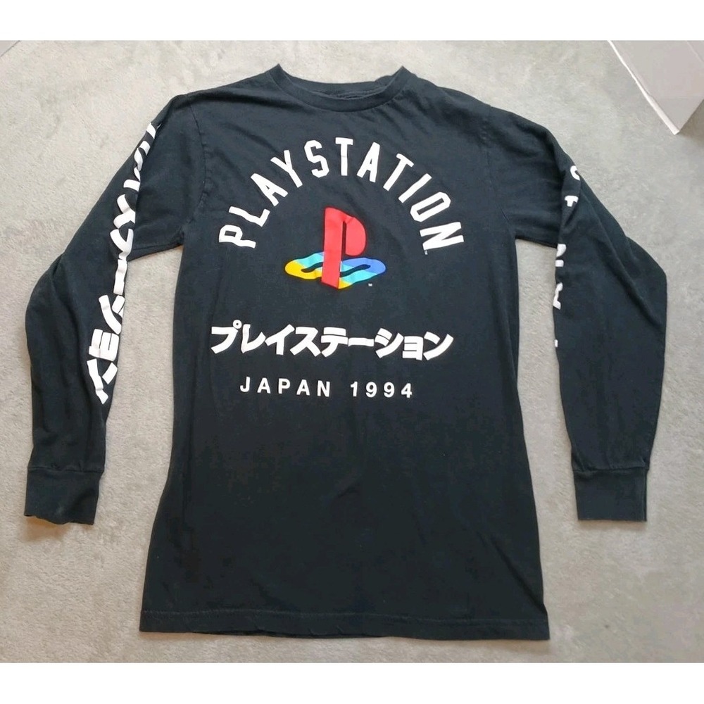 Playstation Women Top Shirt Sz Small Black Graphic Print Slim Fit Crew Neck